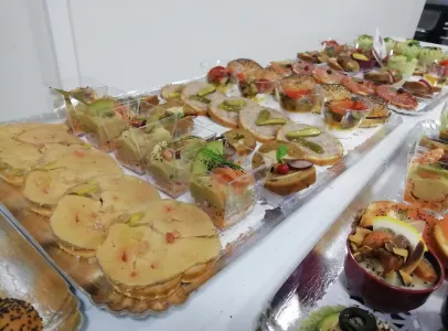 apéro dinatoire à Uzès dans le gard 30